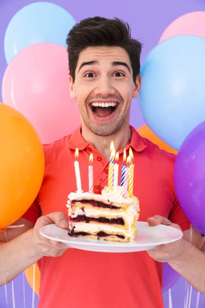 Imagen Hombre Guapo Alegre Celebrando Cumpleaños Con Globos Multicolores Trozo — Foto de Stock