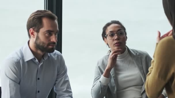 Young Serious Colleagues Talking Each Other Office — Stock Video