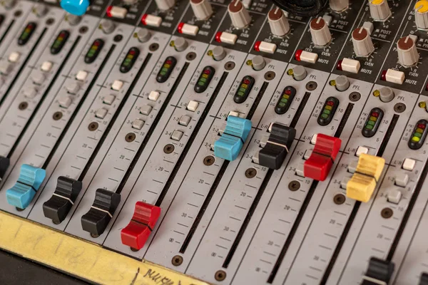 Old audio sound mixer console — Stock Photo, Image