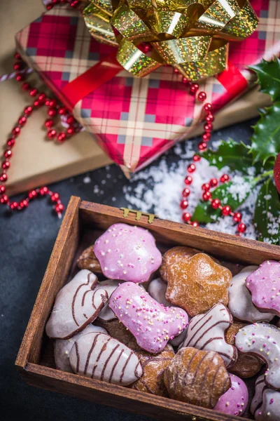 Christmas festive decorated gingerbreads — Stock Photo, Image