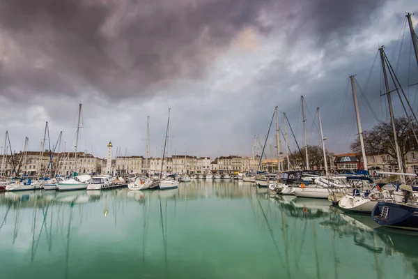 Famoso puerto antiguo en La Rochelle, Francia —  Fotos de Stock