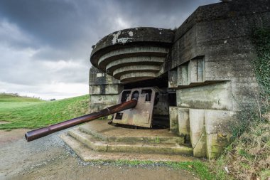 Alman sığınaklar ve topçu Normandy, Fransa için