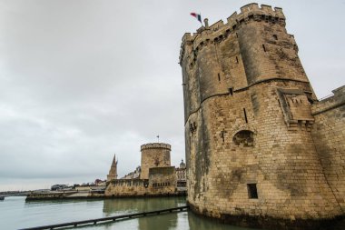 La Rochelle, Fransa eski kale kuleleri