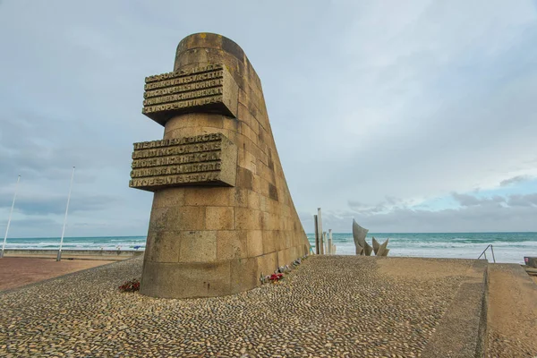 Omaha Beach κόσμο Πολεμικό μνημείο σε Νορμανδία, Γαλλία. — Φωτογραφία Αρχείου
