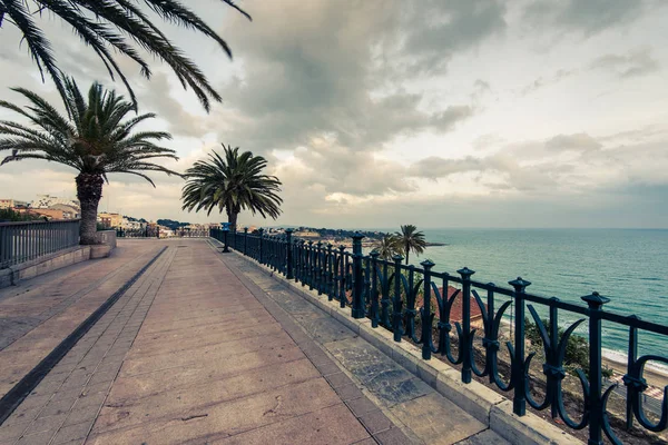 Μεσογειακή Περπατήστε Στον Παραλιακό Πεζόδρομο Της Ταραγόνα Ισπανία — Φωτογραφία Αρχείου