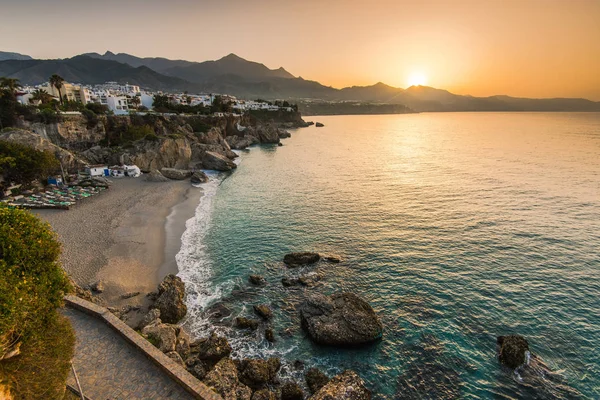 Krásný Východ Slunce Nad Pláží Nerja Andalusie Španělsko — Stock fotografie