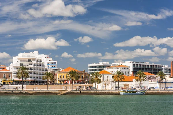 Πορτιμάο: λιμάνι και στον ορίζοντα της τοπίο, Πορτογαλία. — Φωτογραφία Αρχείου