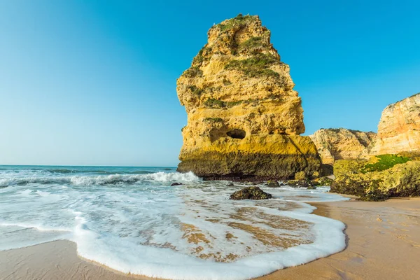 Portekiz Algarve güzel turkuaz maliyet — Stok fotoğraf