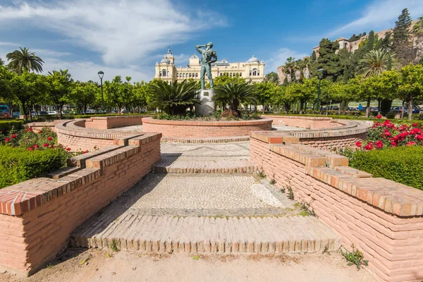 Parque da Câmara Municipal e Castelo de Alcazaba em Málaga, Espanha — Fotografia de Stock