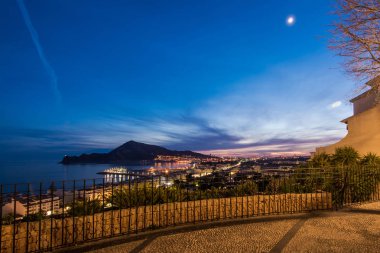 Altea Köyü Costa Blanca, İspanya üzerinden panoramik görünüm