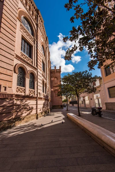 Monuments,landmarks and architecture on streets of Cadiz,Spain — Stock Photo, Image