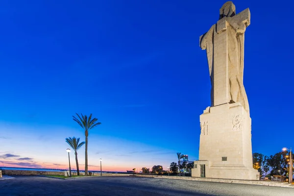 Descubrimiento Monumento a Cristóbal Colón en Palos de Frontera, Sp — Foto de Stock