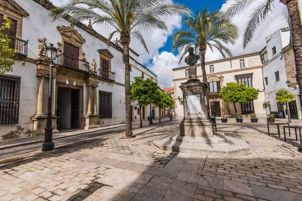 街道与建筑的赫雷斯德拉弗龙特拉，西班牙 — 图库照片
