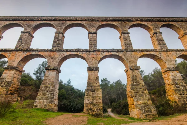 Aqueducte Roma Şeytan Köprüsü Tarragona, İspanya — Stok fotoğraf