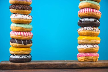 İki donut kuleleri sınır arka plan