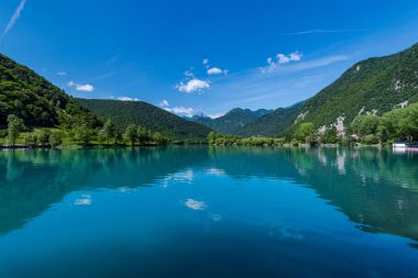 Julian Alps ve çoğu na Soci Gölü, Slovenya