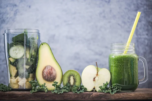 Taze malzemeler için mükemmel Yeşil yüzlü