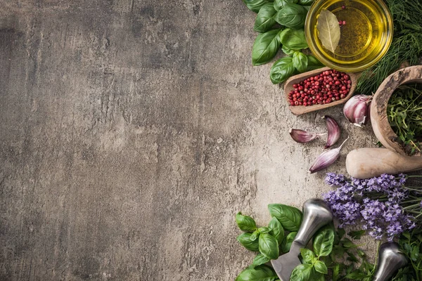 Taze ot ve baharat sınır arka plan