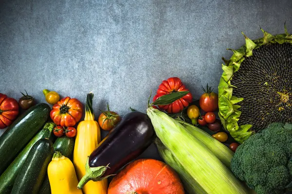 Canlı sonbahar Pazar taze sebze