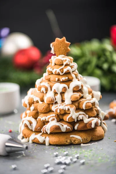 Fazendo decoração doce de Natal criativo — Fotografia de Stock