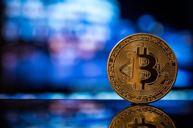 Bitcoin yakın çekim ile bulanıklık kopya alan arka plan