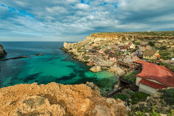 Berömda Popeye Village i Anchor Bay, Malta — Stockfoto