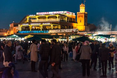 Jamaa El Fna market Meydanı, Fas meşgul gece