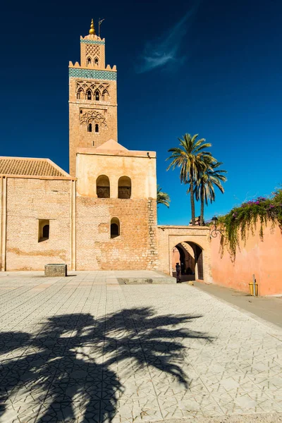 Mešita Koutoubia Marakéš, Maroko na slunečný den — Stock fotografie