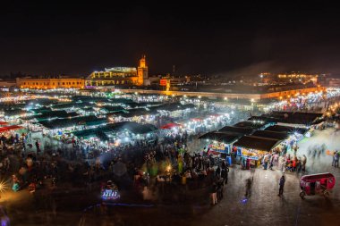 Marrakesh Medina, Manne El Fna, Morocc ünlü Pazar kalabalık
