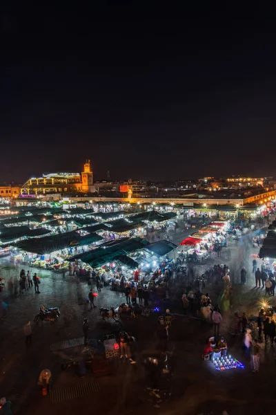 Serata al mercato alimentare Jamaa El Fna aquare a MArrakesh, Marocco — Foto Stock
