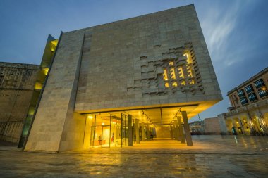 Işıklı Malta Parlamento Binası