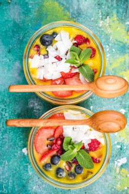 Kavanoz kavramı içinde sağlıklı kahvaltı