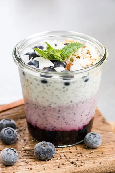 Yaban mersini musse kavanoza chia tohum ile