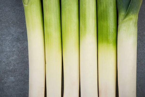 Market fresh organic leek — Stock Photo, Image