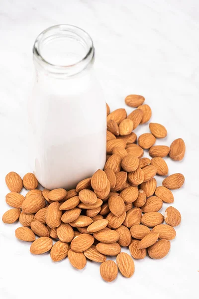 Almond Milk Alternative Non Dairy Oraganic Milk Plant Based Food — Stock Photo, Image