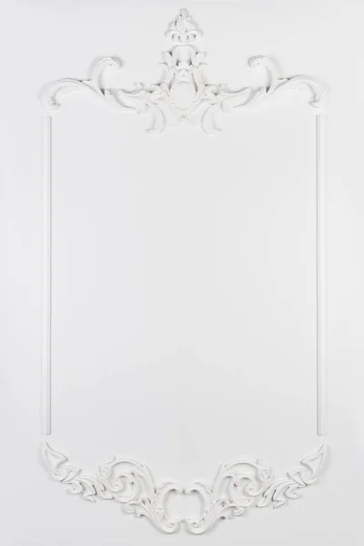 Białe piękne sztukaterie prostokątne — Zdjęcie stockowe