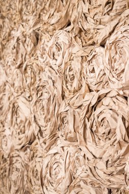 Dikey kağıt çiçekler