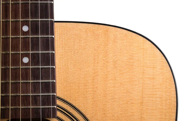 Teil einer Akustikgitarre, Deck und Geier, auf einem weißen isolierten Hintergrund. horizontaler Rahmen — Stockfoto