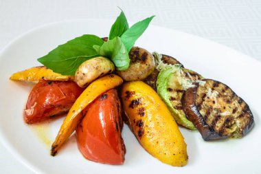 elicious ızgara sebze, kabak, biber, mantar ve 