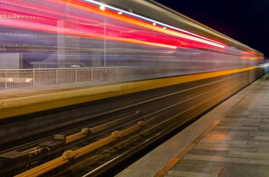 bulanık tren hareket