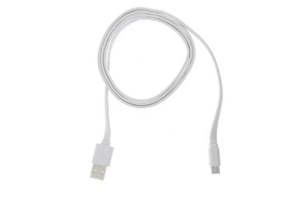 Cabo USB branco entediado no fundo isolado branco — Fotografia de Stock