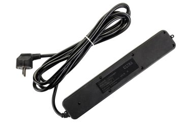 beyaz izole arka plan üzerinde siyah ağ uzantısı