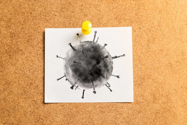 白色贴纸的笔记与Bacteria Figure Coronavirus Covid — 图库照片