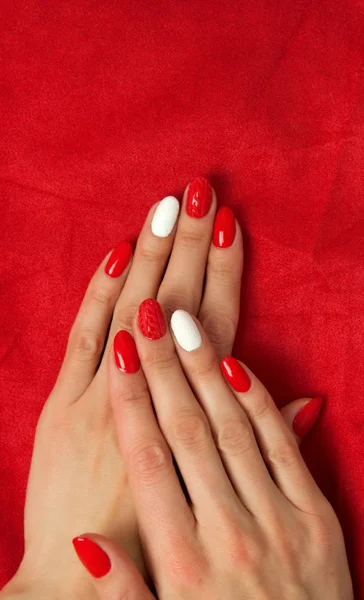Czerwony do manicure — Zdjęcie stockowe