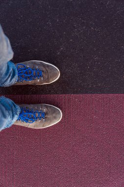 Kavramı çok önemli bir karar üzerinde farklı ayakkabı tarafından gösterilen bakan