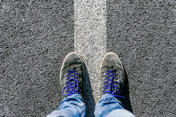 Kavramı çok önemli bir karar üzerinde farklı ayakkabı tarafından gösterilen bakan