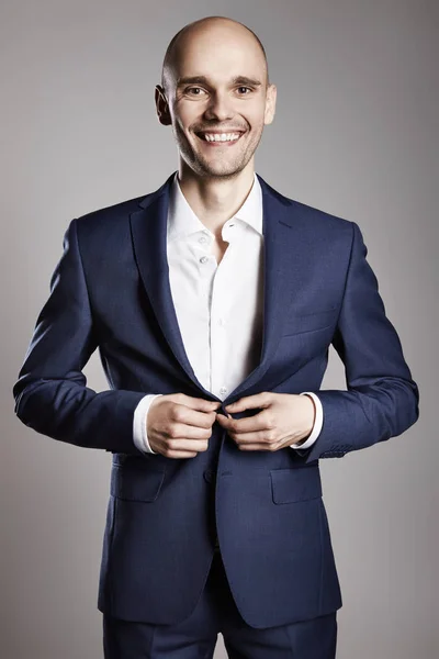 Young Elegant Man Getting Ready — Stock Photo, Image