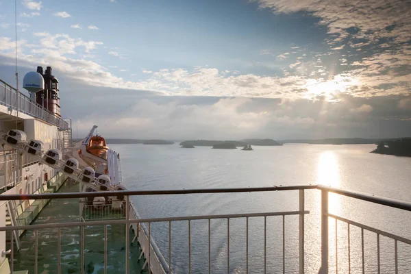 STOCKHOLM, SUÈDE-26 OCTOBRE : Le ferry Viking Line flotte sur les fjords de la mer Baltique, Suède 26 OCTOBRE 2016.Viking Line de vols réguliers entre Helsinki et Stockholm — Photo