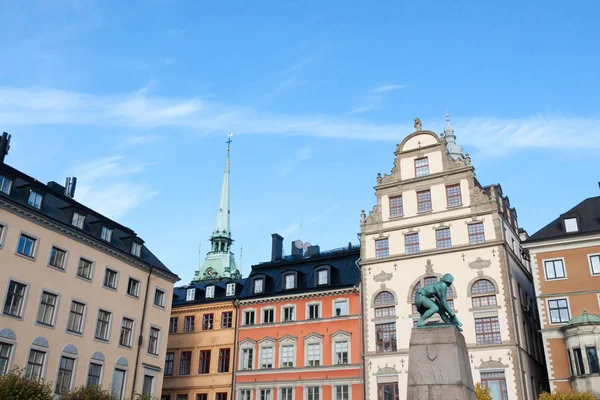 Ancient buildings in the Old city in clear autumn day. — Stock Photo, Image