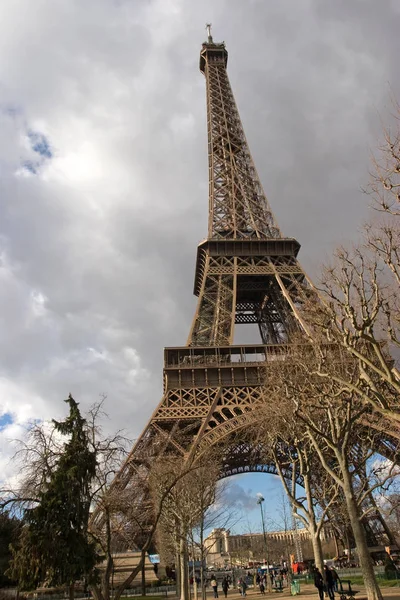 Eiffel tower in paris — Stock Photo, Image